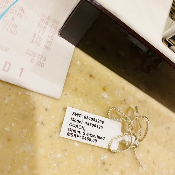 EXCELLENT CONDITION SILVER WOMEN’S COACH WATCH - Picture 5 of 5